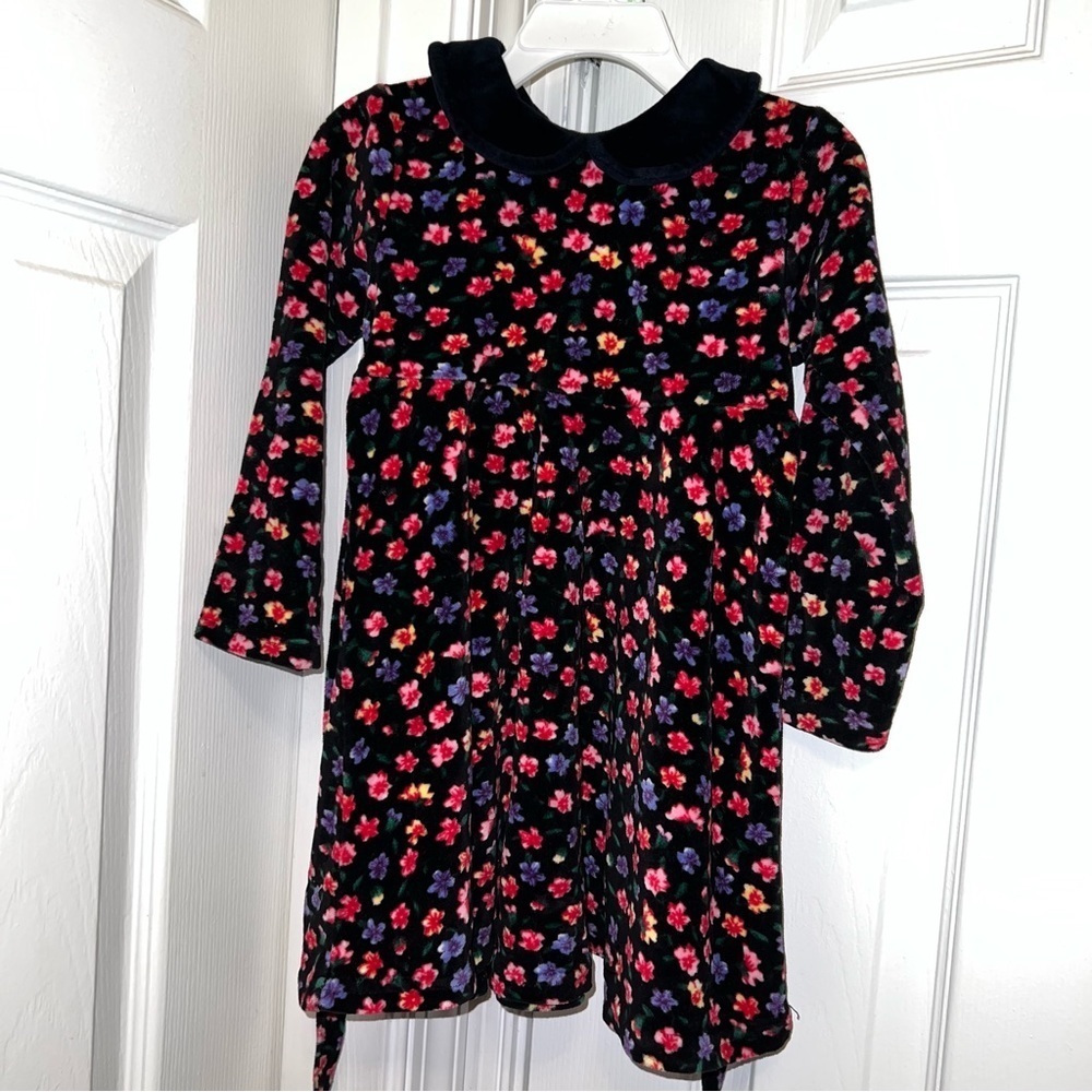 CHARMING Girl’s floral velour belted dress